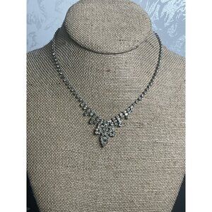 Rhinestone Silver Chain Necklace With Adjustable Lobster Clasp